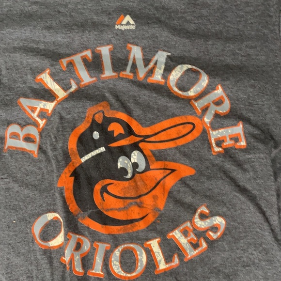 Distressed Baltimore Orioles T-Shirt - Picture 2 of 3
